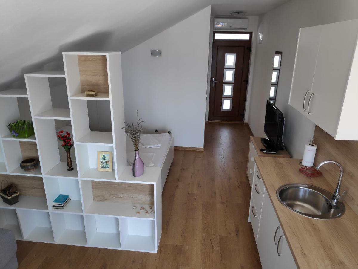 Apartman Anicic Podaca Esterno foto