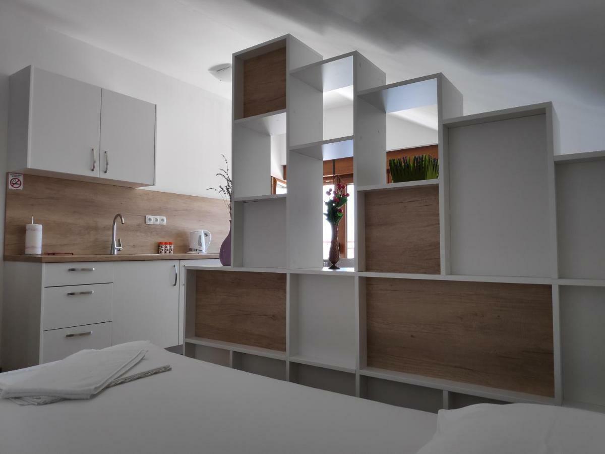 Apartman Anicic Podaca Esterno foto