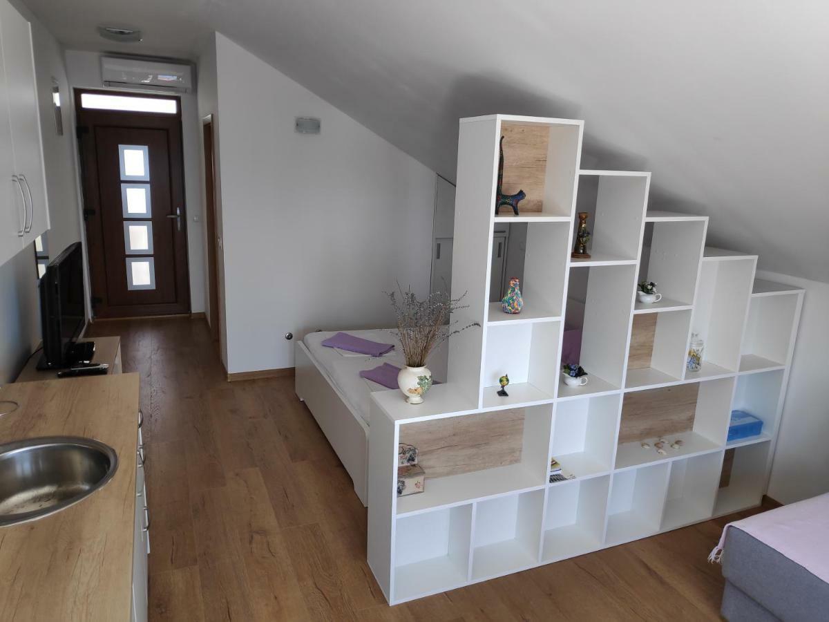 Apartman Anicic Podaca Esterno foto