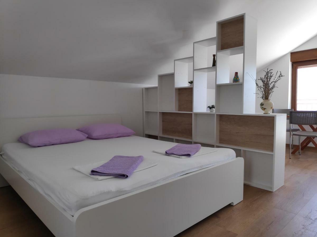 Apartman Anicic Podaca Esterno foto