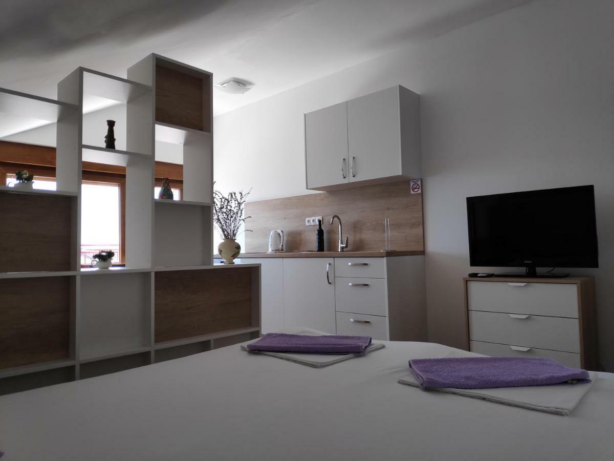Apartman Anicic Podaca Esterno foto